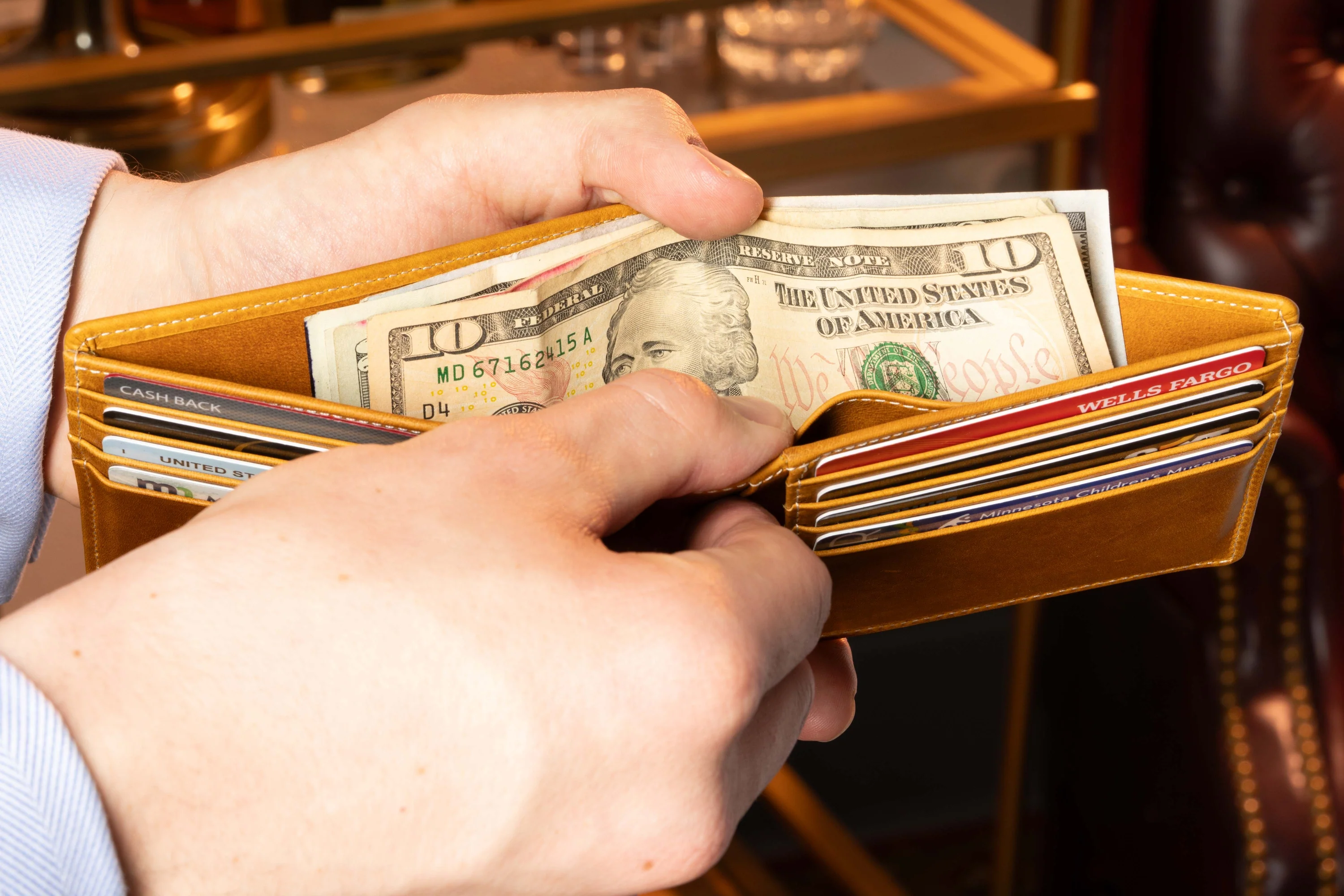 Le Grand 10 Card Vintage Gold Full-Grain Leather Wallet - Image 15