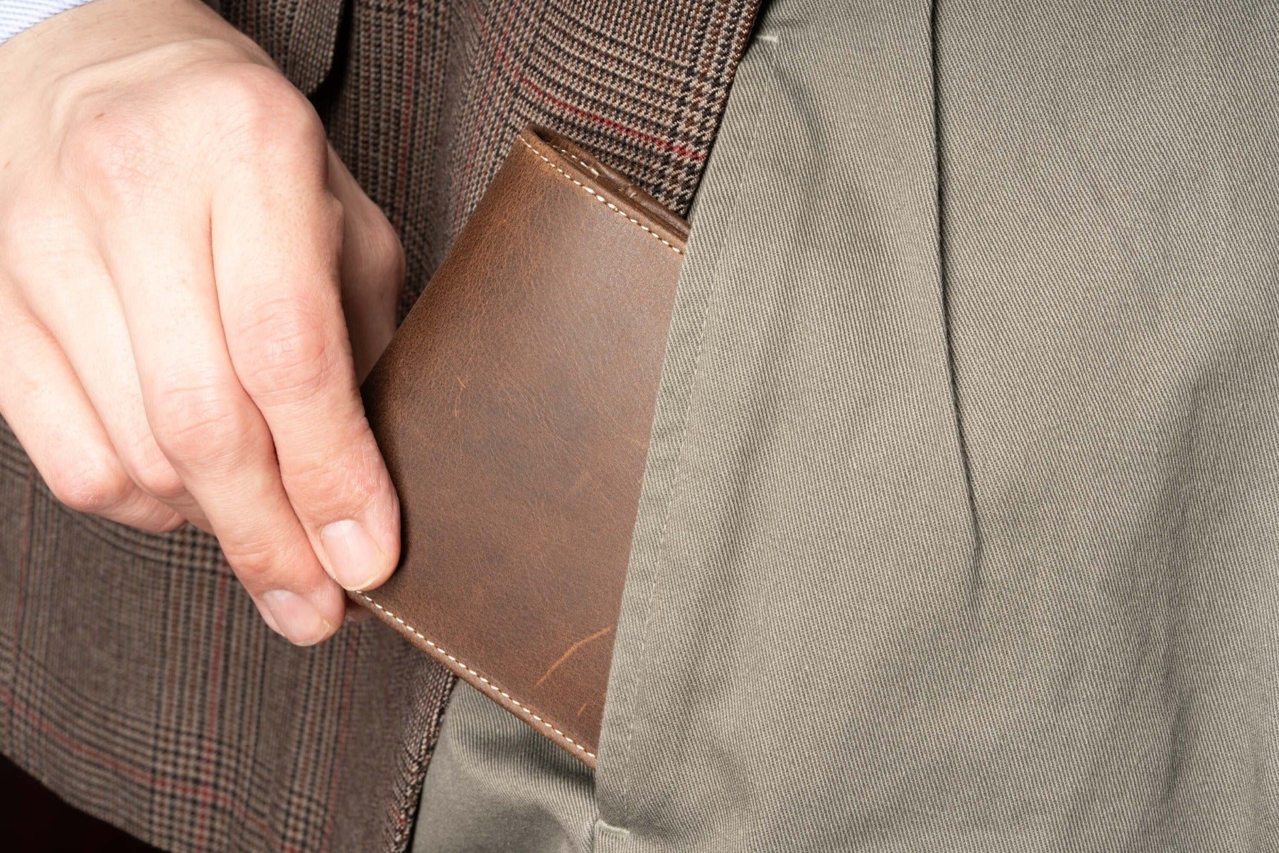 Le Grand 10 Card Antique Mahogany Leather Wallet - Image 22