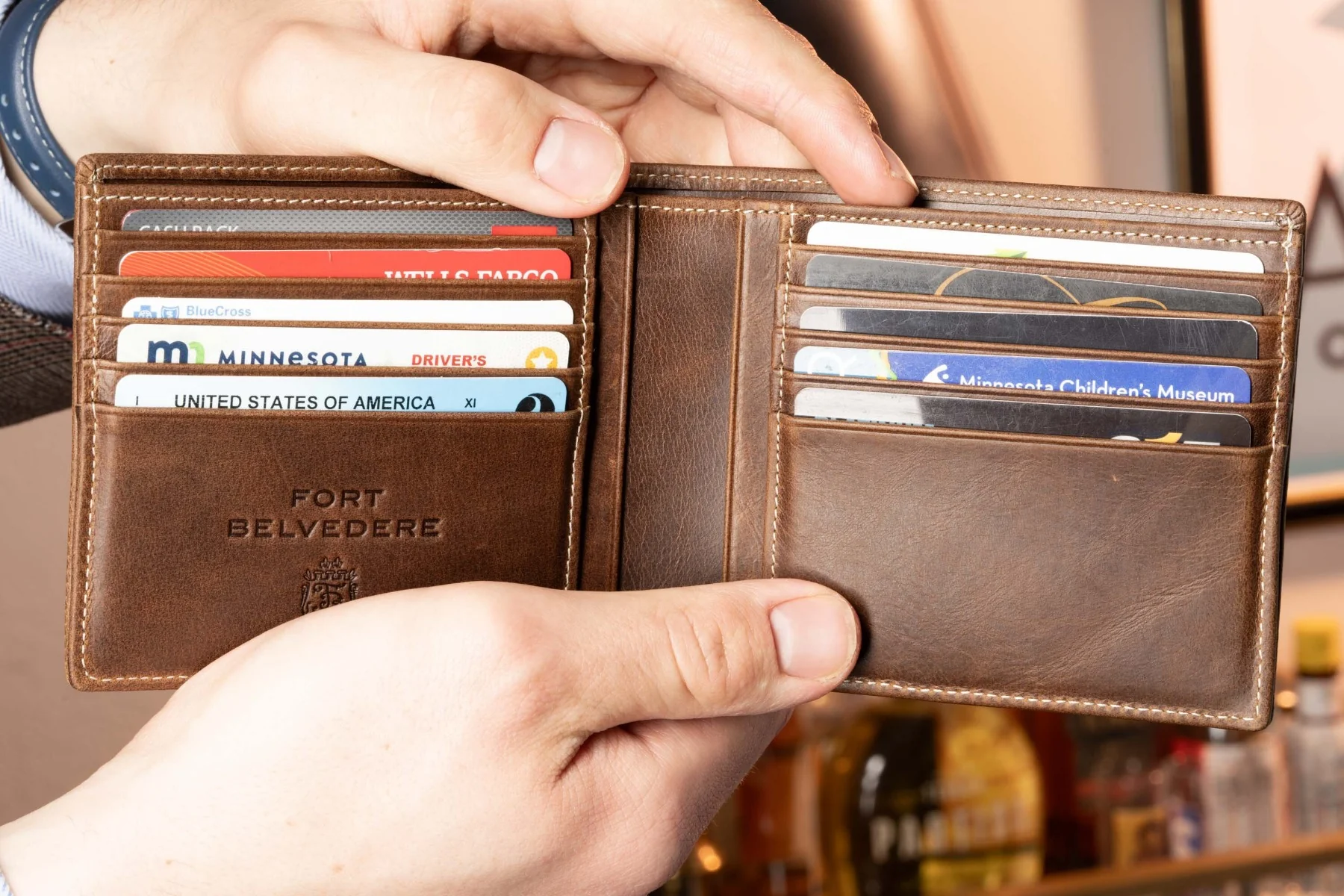 Le Grand 10 Card Antique Mahogany Leather Wallet - Image 5