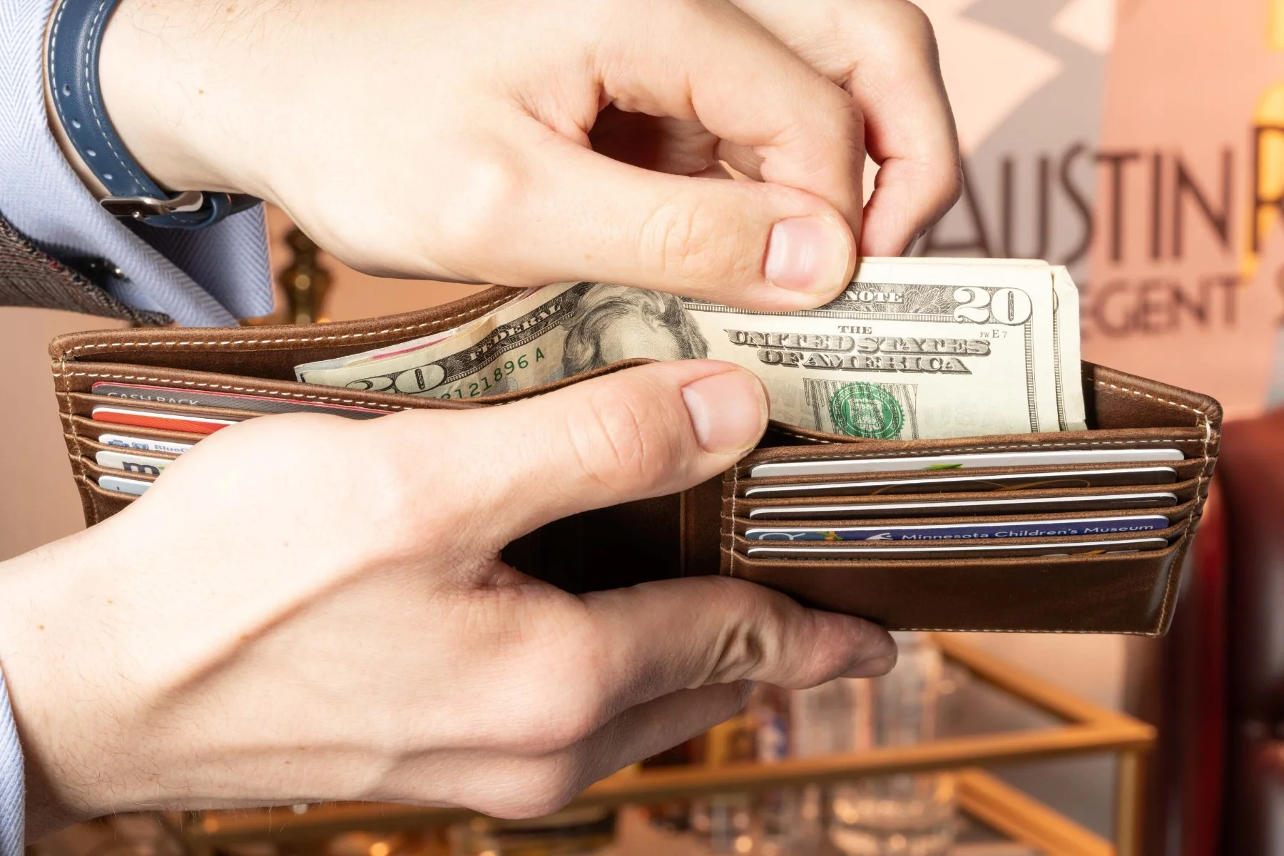 Le Grand 10 Card Antique Mahogany Leather Wallet - Image 9