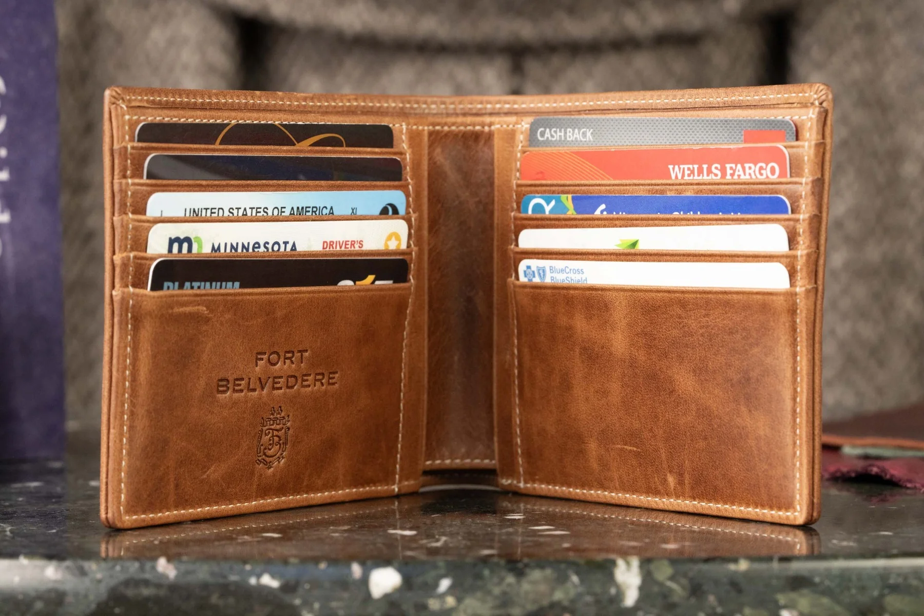 Le Grand 10 Card Saddle Brown Montecristo Leather Wallet - Image 9