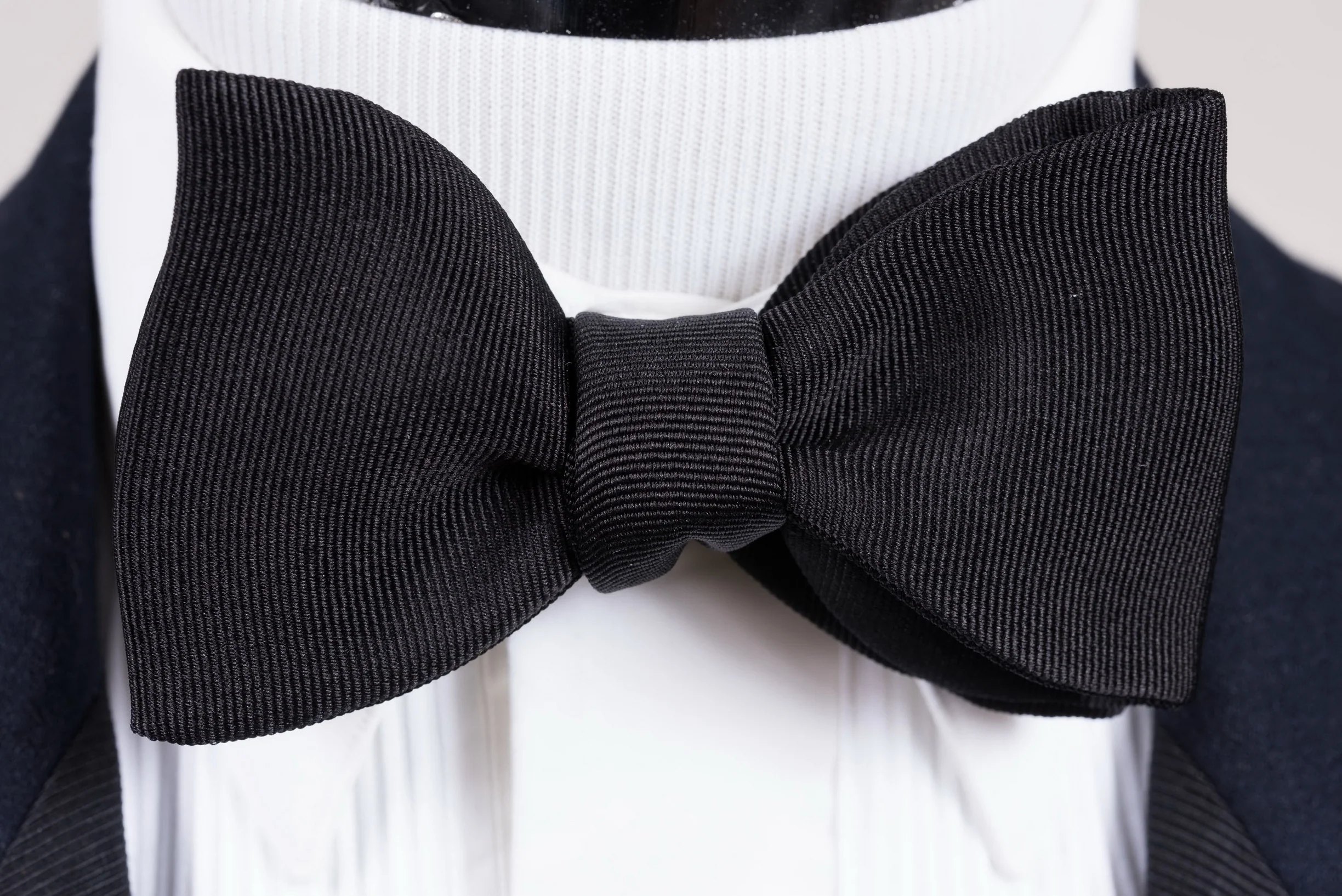 Black Butterfly Silk Faille Grosgrain Bow Tie - Image 5