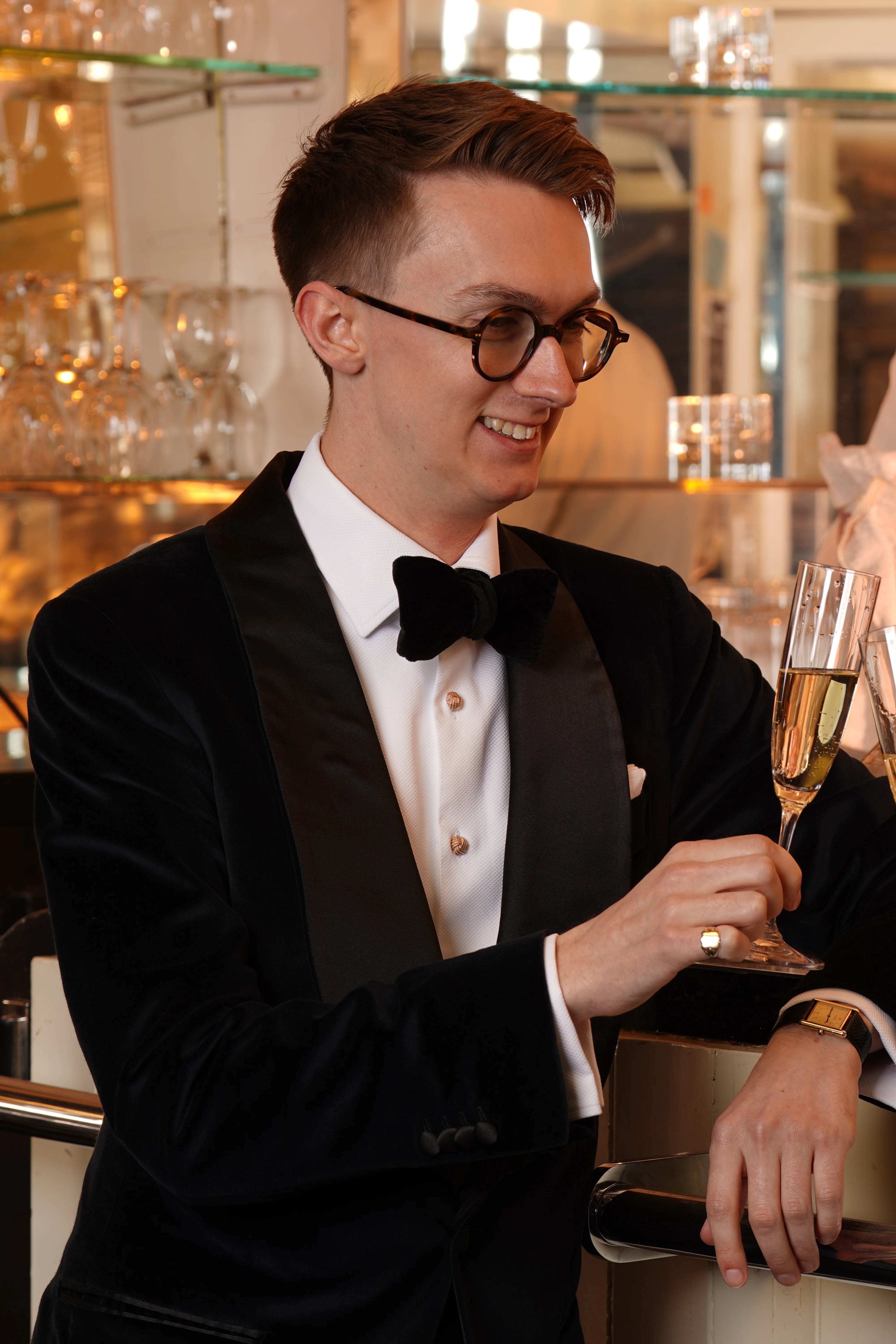 Black Butterfly Cotton Velvet Bow Tie - Image 3