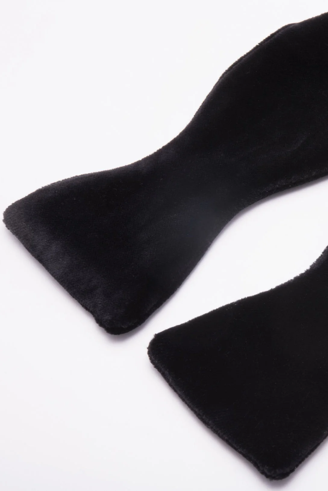 Black Butterfly Cotton Velvet Bow Tie - Image 4