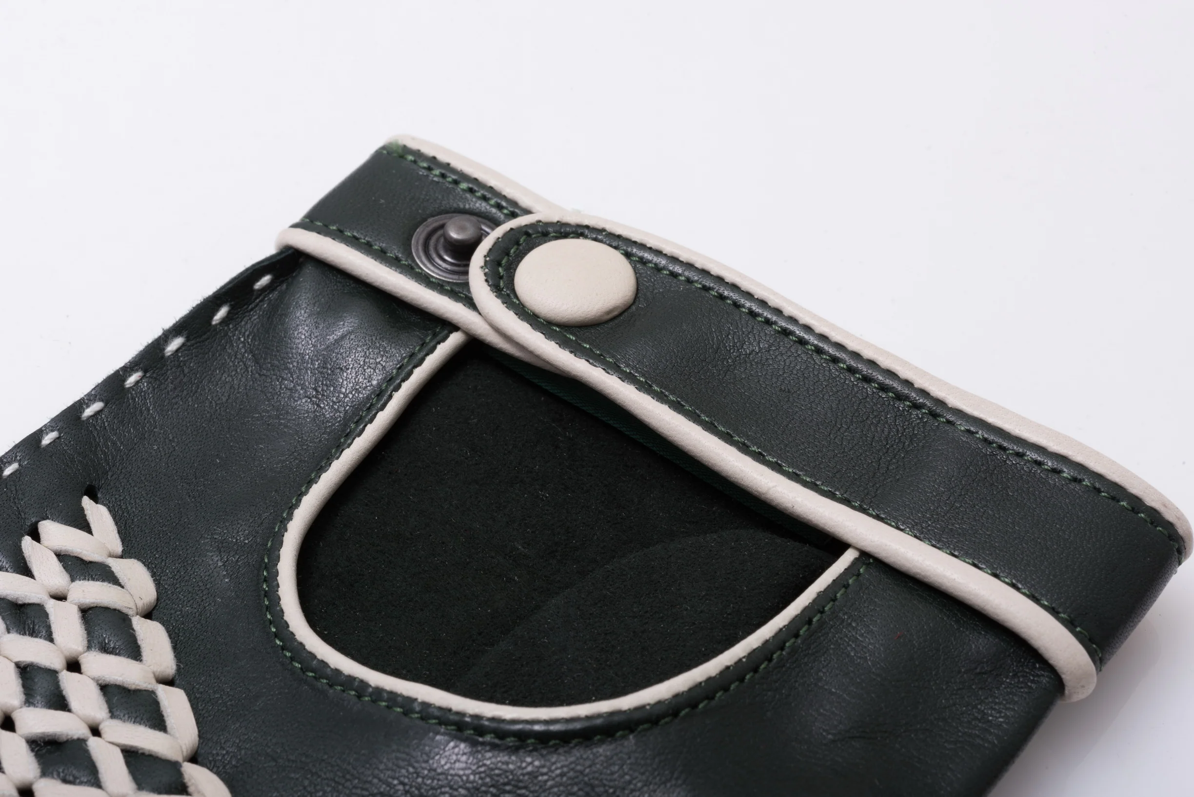 Racing Green & Cream Leather Driving Gloves - Image 5