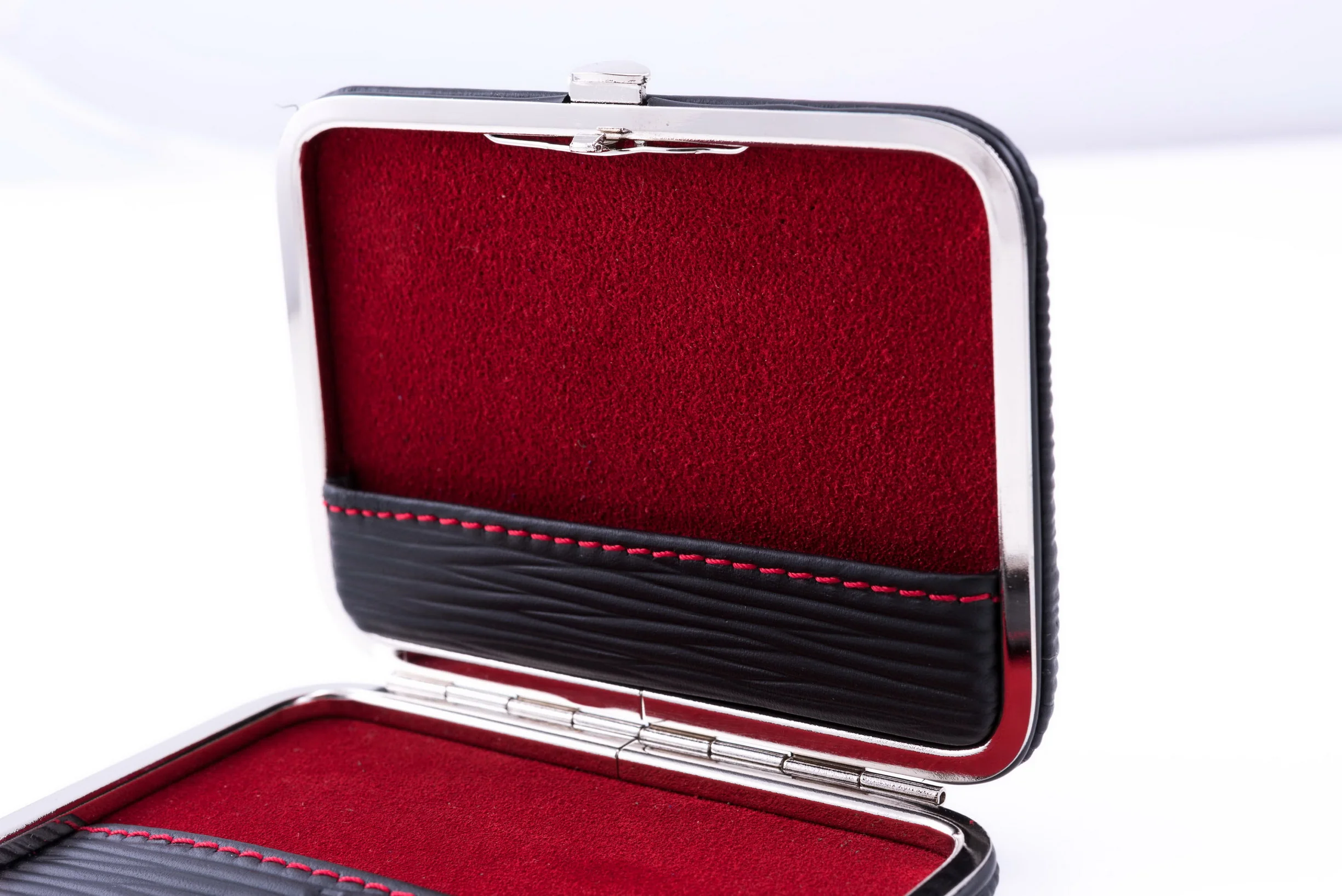 Black & Red Leather Business Card Case - Image 5