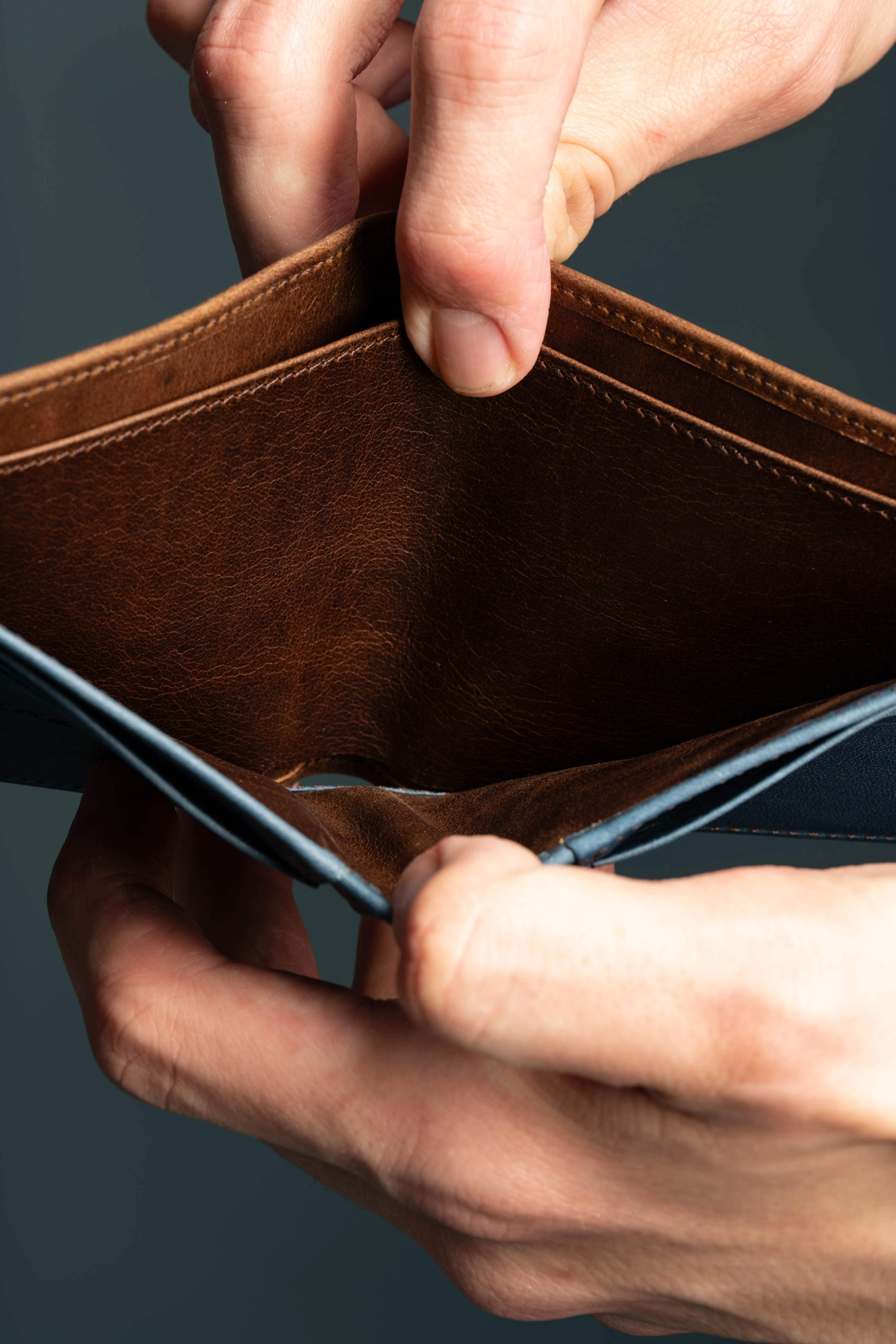 Classic 10 Card Bifold Mahogany & Blue Two Tone Leather Wallet - Image 21