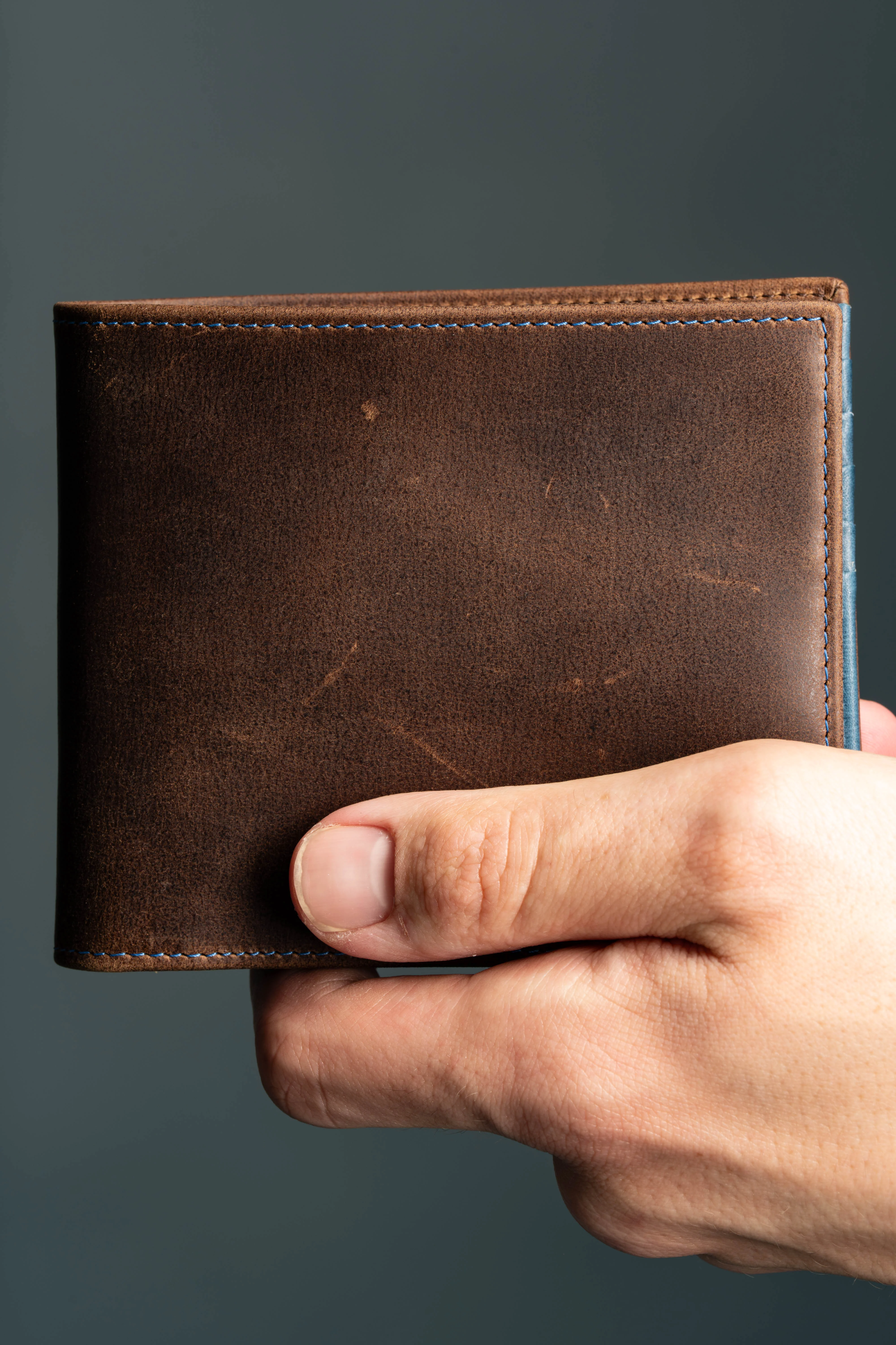 Classic 10 Card Bifold Mahogany & Blue Two Tone Leather Wallet - Image 7