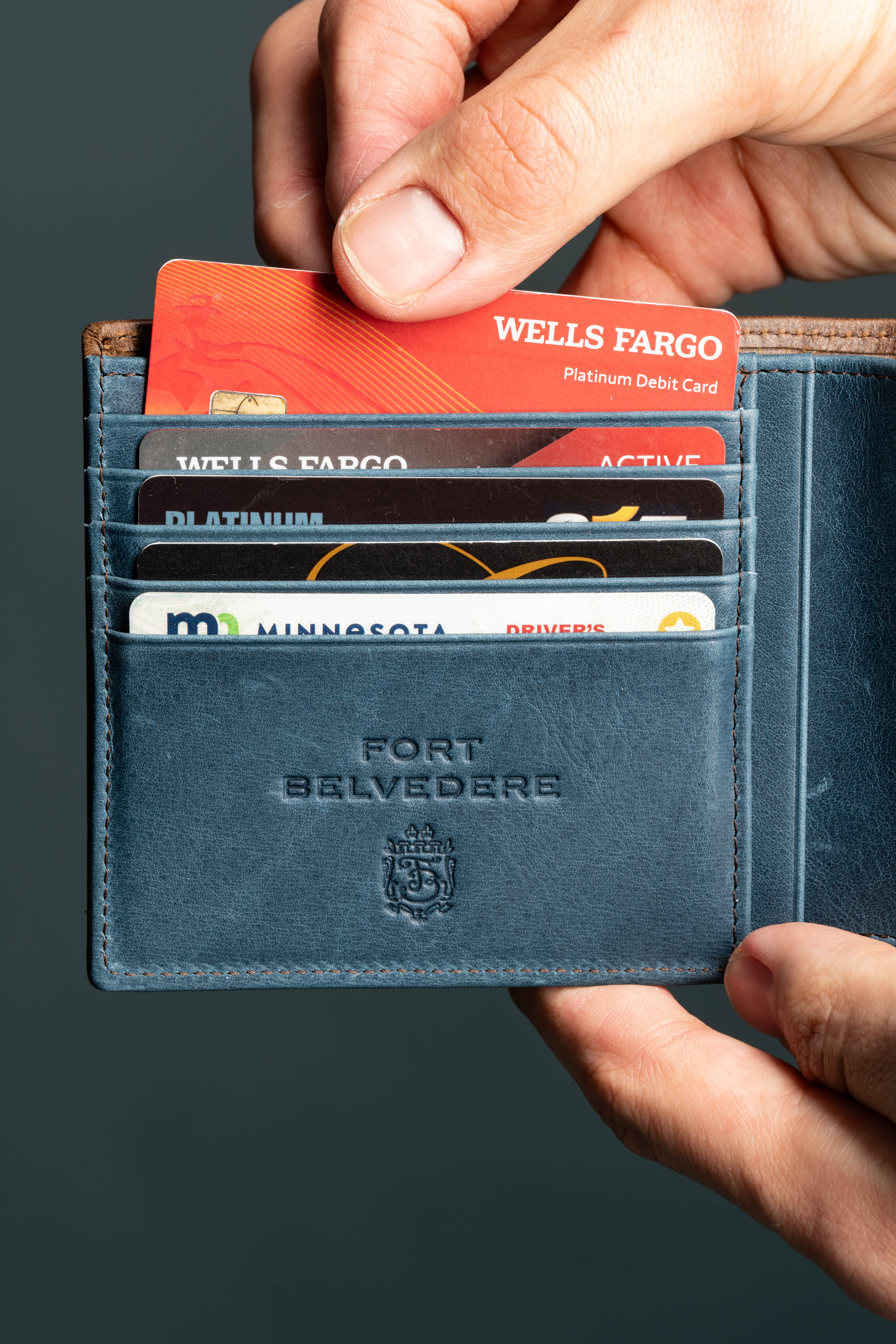 Classic 10 Card Bifold Mahogany & Blue Two Tone Leather Wallet - Image 9