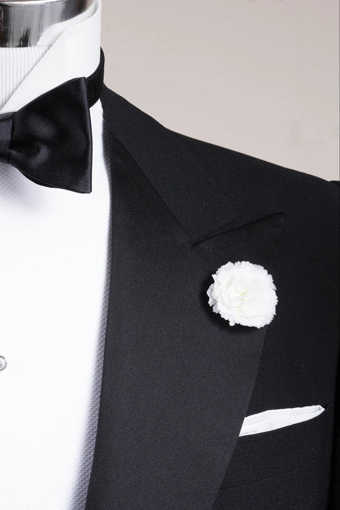 Classic Gent Boutonnieres Bundle - Image 5