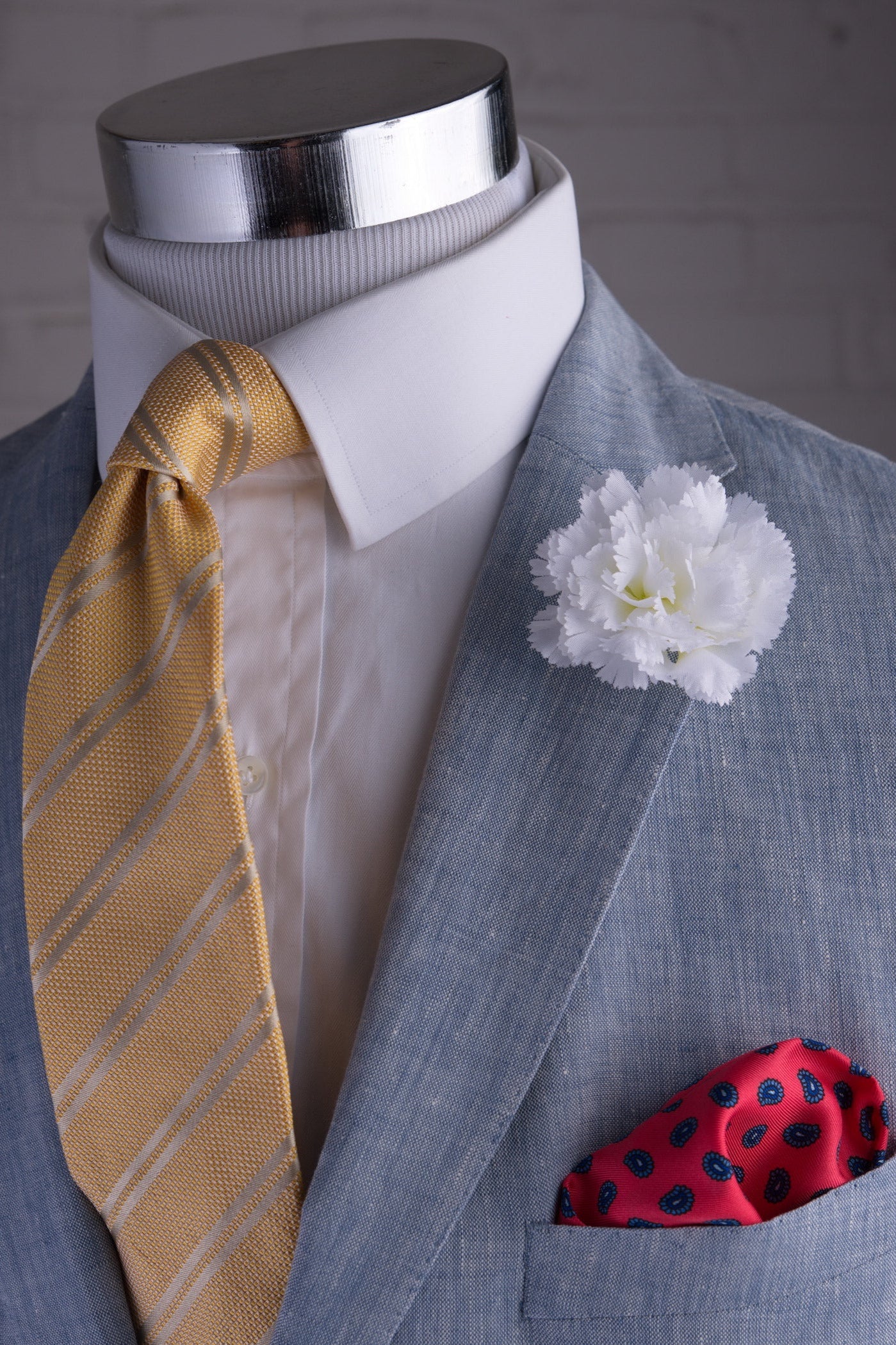 Classic Gent Boutonnieres Bundle - Image 6