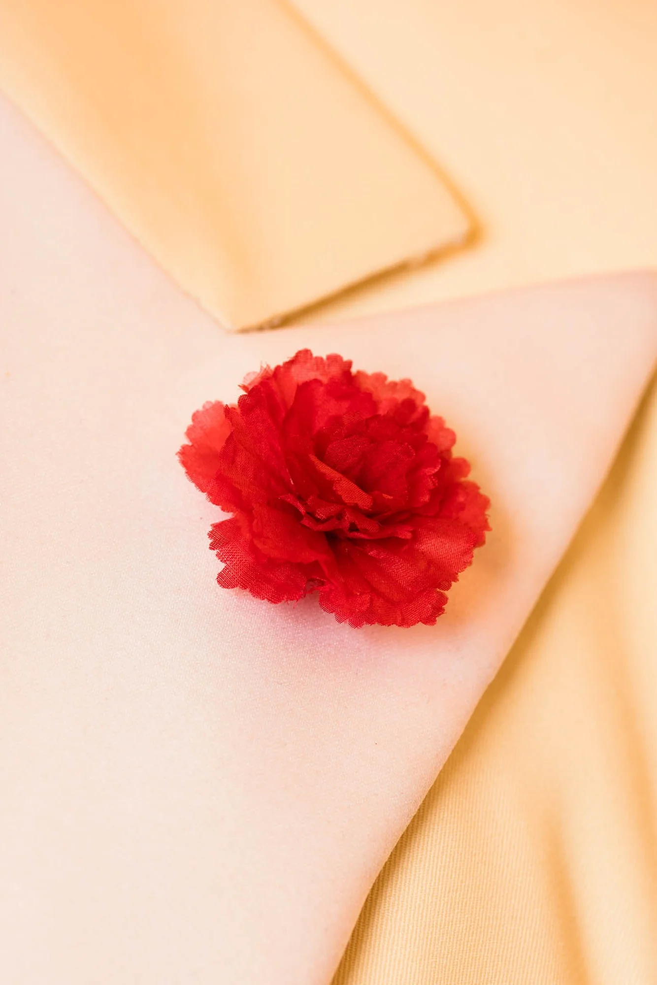 Modern Gent Boutonnieres Bundle - Image 10