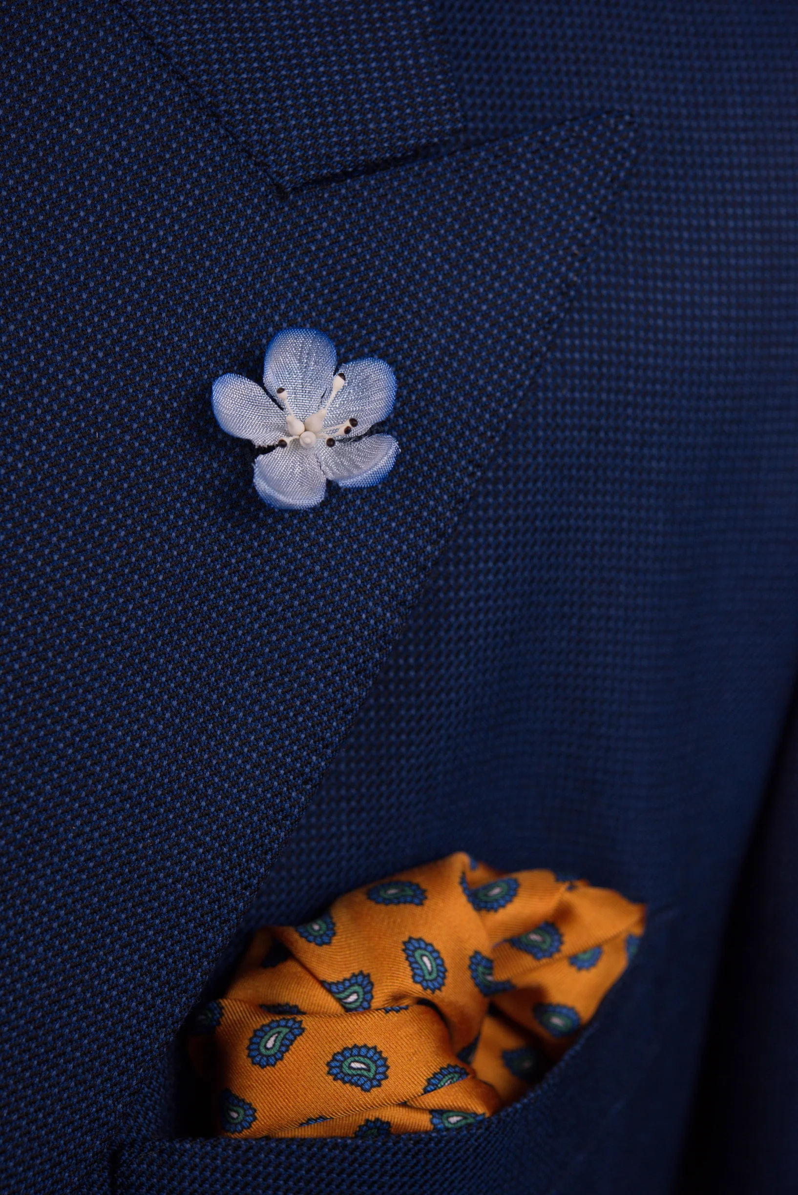 Modern Gent Boutonnieres Bundle - Image 7