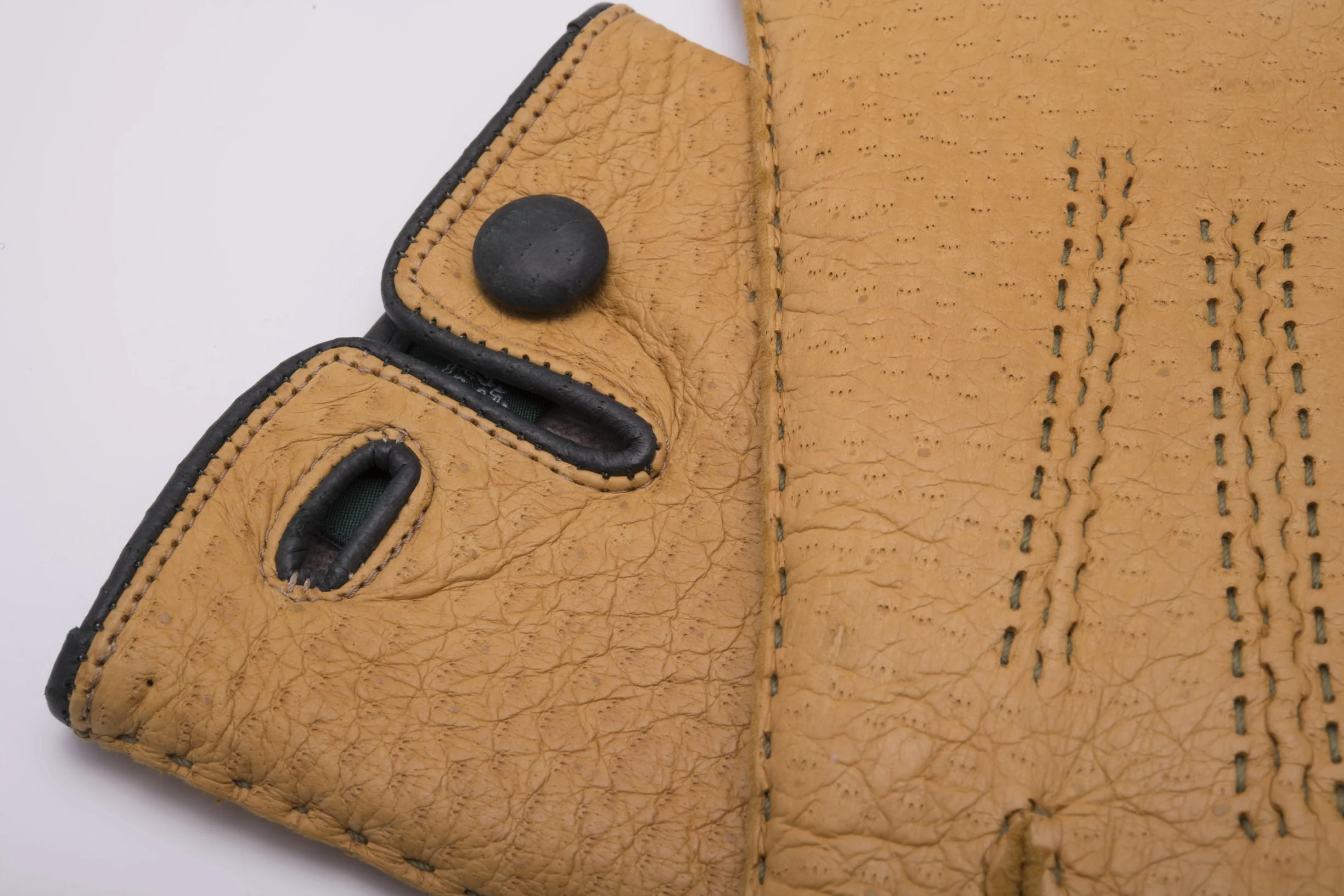 Chamois Yellow Cashmere Lined Peccary Gloves - Image 7