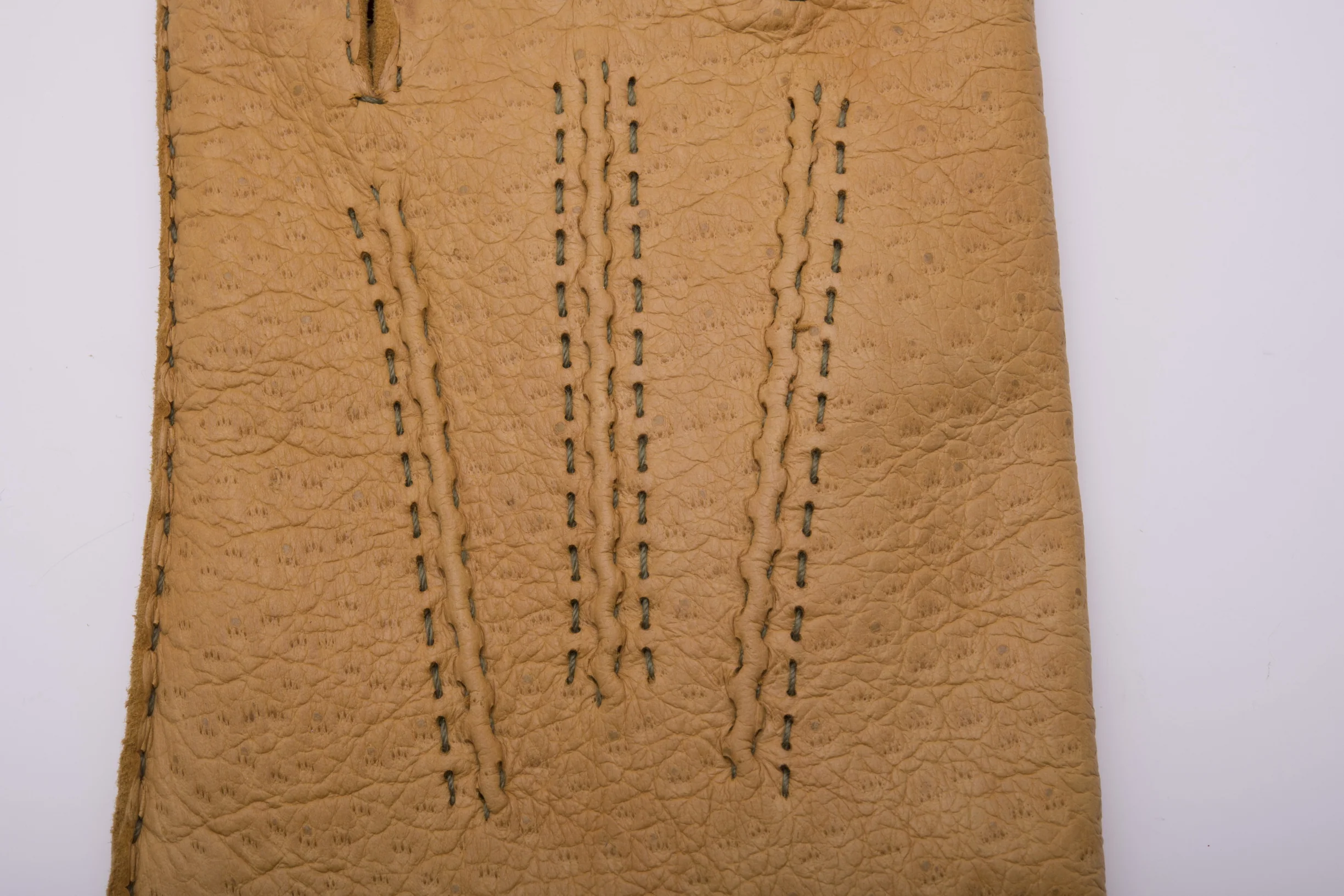 Chamois Yellow Cashmere Lined Peccary Gloves - Image 8