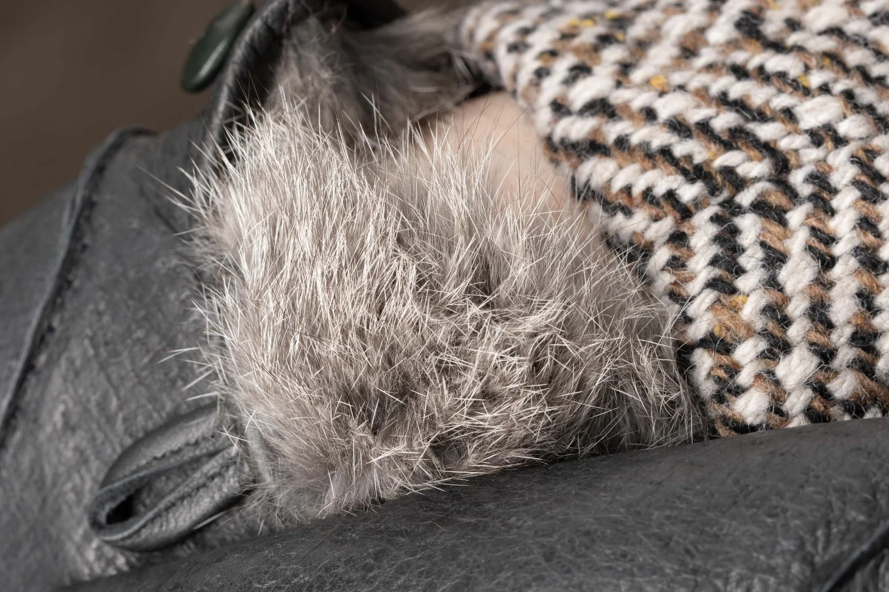 Charcoal Black Rabbit Fur Lined Peccary Gloves - Image 6