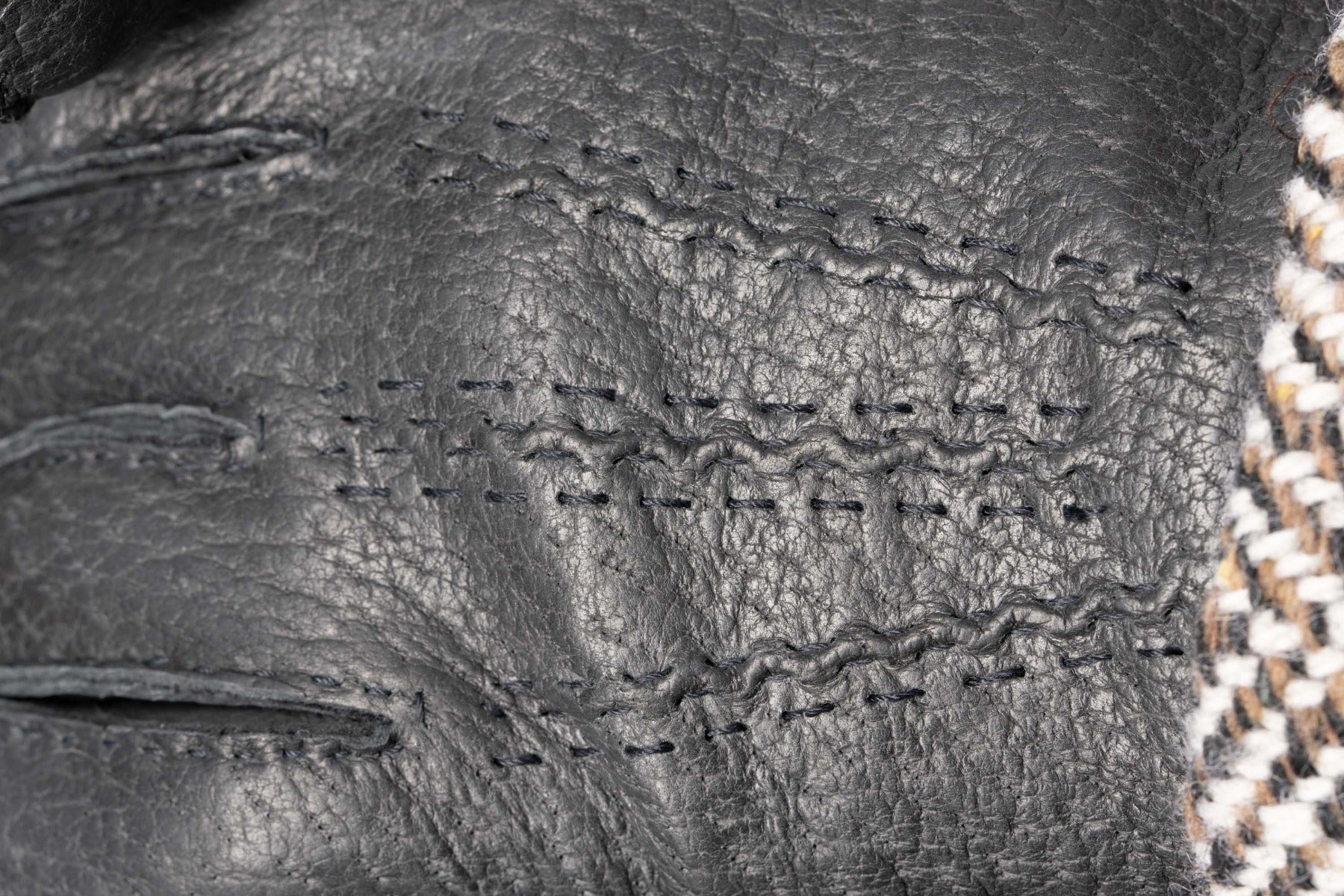 Charcoal Black Rabbit Fur Lined Peccary Gloves - Image 7