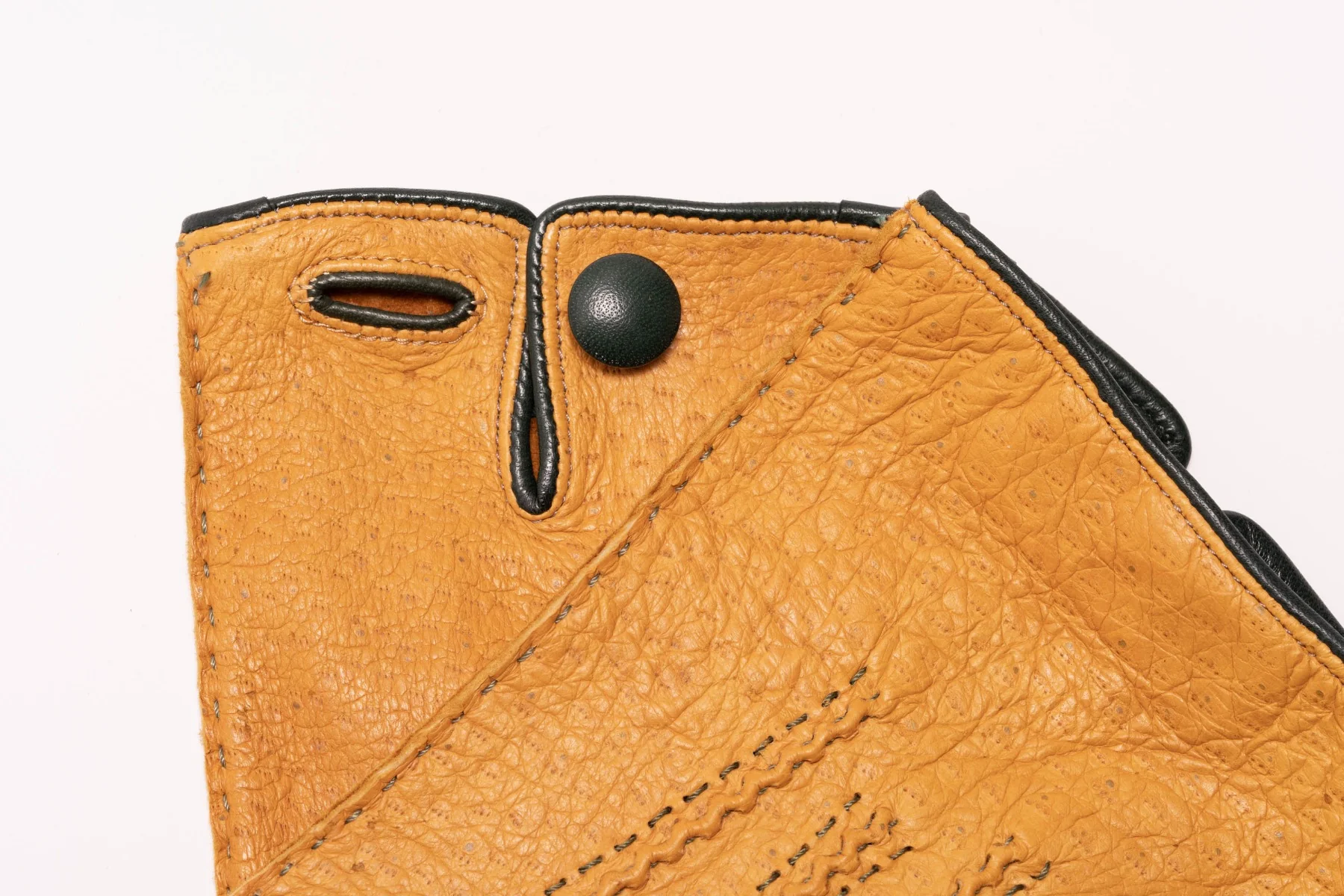 Chamois Yellow Unlined Peccary Gloves - Image 5