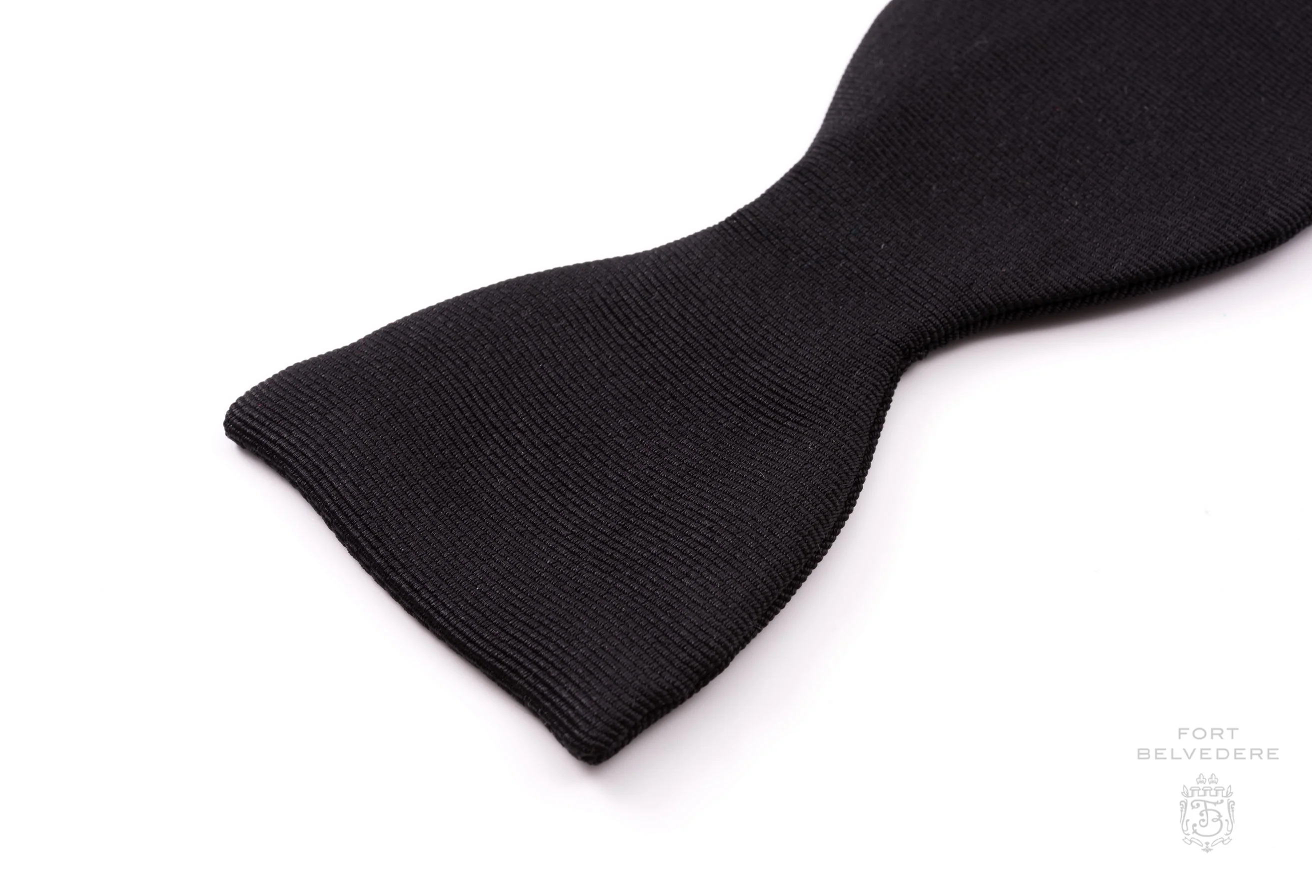 Black Single End Silk Faille Grosgrain Bow Tie - Image 9