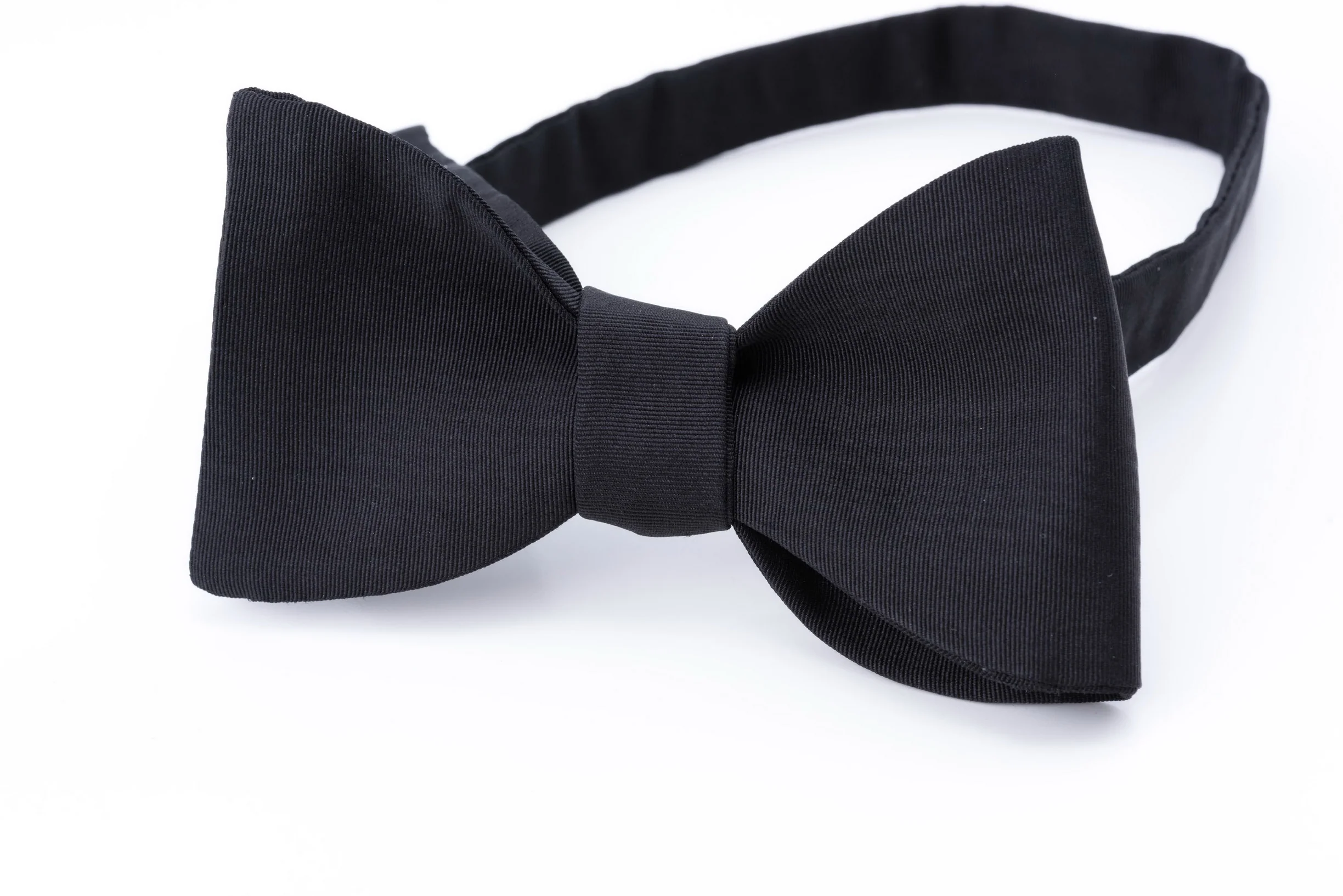 Black Single End Silk Moiré Bow Tie - Image 3
