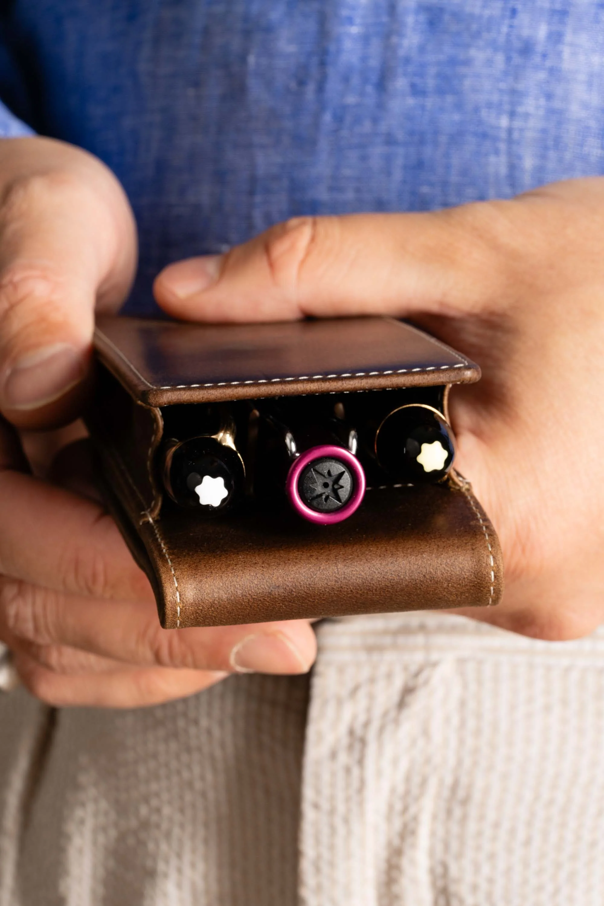 Antique Mahogany Montecristo Leather Pen Case - Image 18