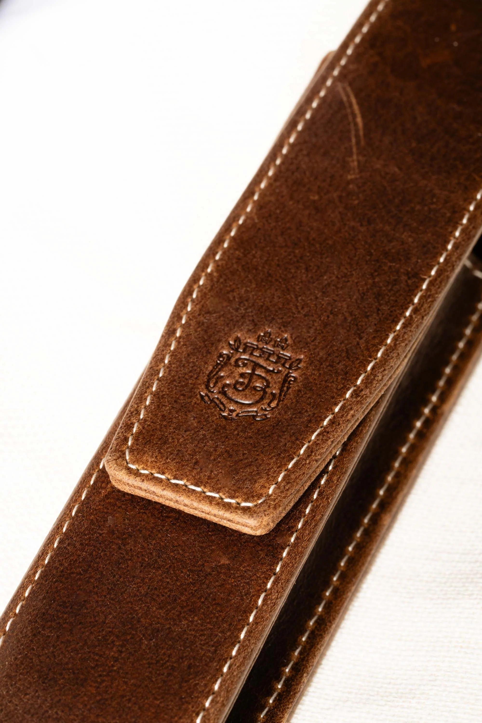 3-Pen Antique Mahogany Full-Grain Leather Pen Case - Image 19